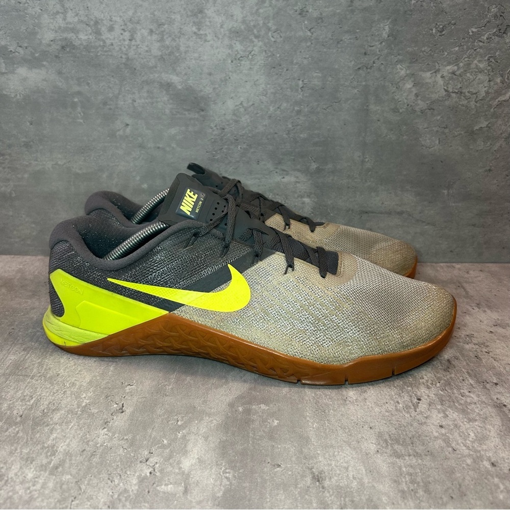 Nike Metcon 3 Sneakers 852928-004 Mens sz 12 - green/grey